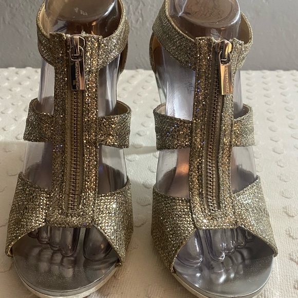 Michael Michael Kors Women's Berkley zipper Silver Glitter Heels - Picture 16 of 16